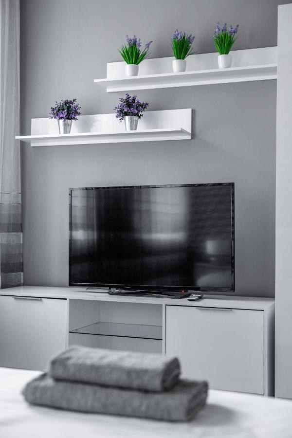 Apartment on Lesya Ukrainka Lviv Bagian luar foto